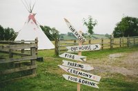 Festival-themed-wedding_McKinley-Rodgers-Photography_020-640x425.jpg