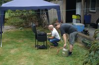 Als ik hier duw, doet het daar BOEM. Vaag hè!