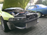 intercooler met bumperbalk gemonteerd