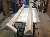 Na 2x primer en schuren.