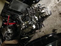 v6 motor met versnelllingsbak