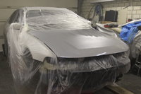 ...en dan in de spuitplamuur...